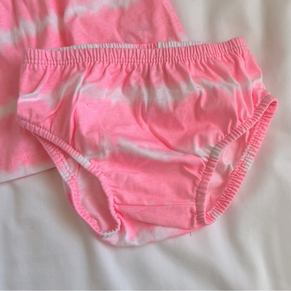 Carter’s dress with matching bloomers, Size 9 months - Picture 3 of 3